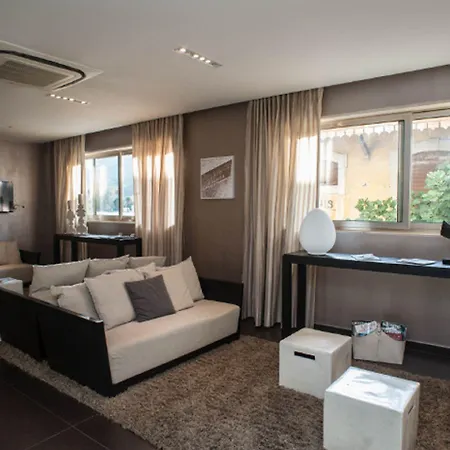 فندق Ferrohotel 4*