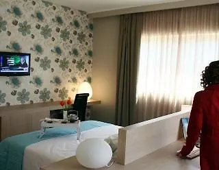 Ferrohotel فندق 4*